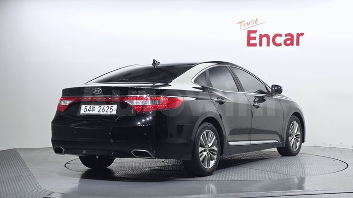 Hyundai Grandeur 2015 — 2