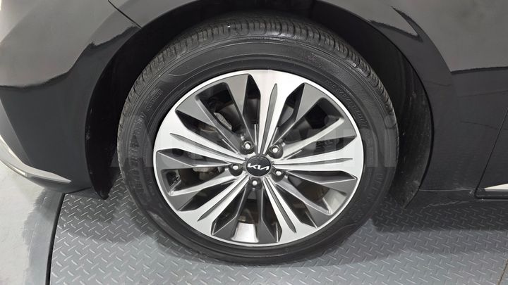 Kia K8 2022 — 5