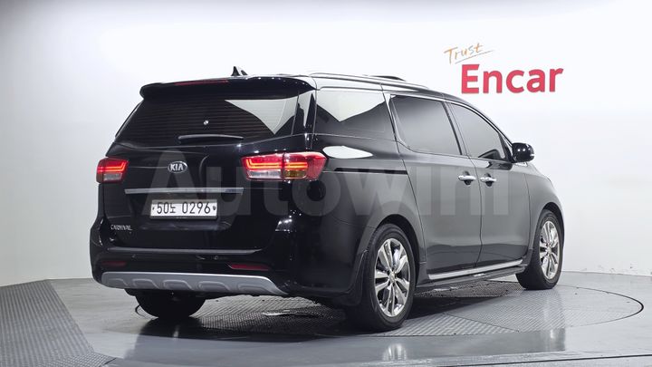 Kia Carnival 2016 — 2