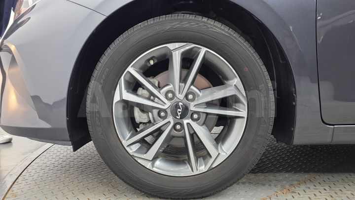 Kia K3 2023 — 5