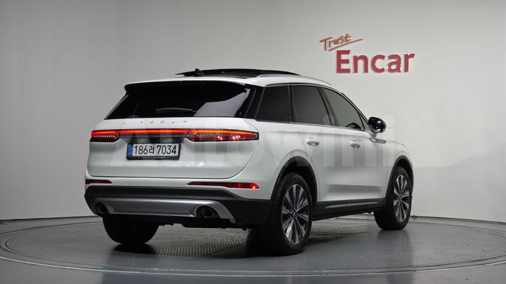 Lincoln Corsair 2021 — 2
