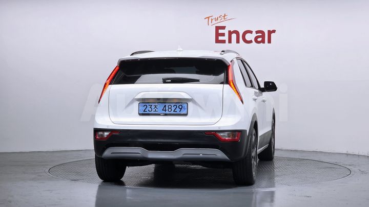 Kia Niro 2023 — 4