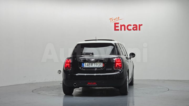 Mini Cooper 2021 — 4