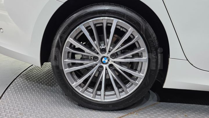 BMW 3 Series 2022 — 5