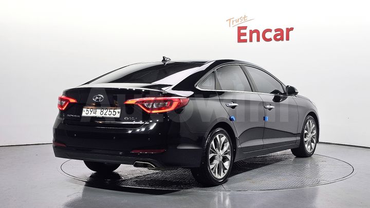 Hyundai Sonata 2015 — 2