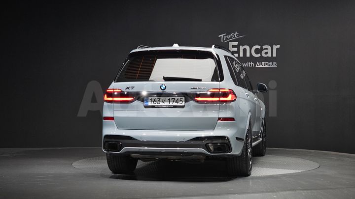 BMW X7 2025 — 4