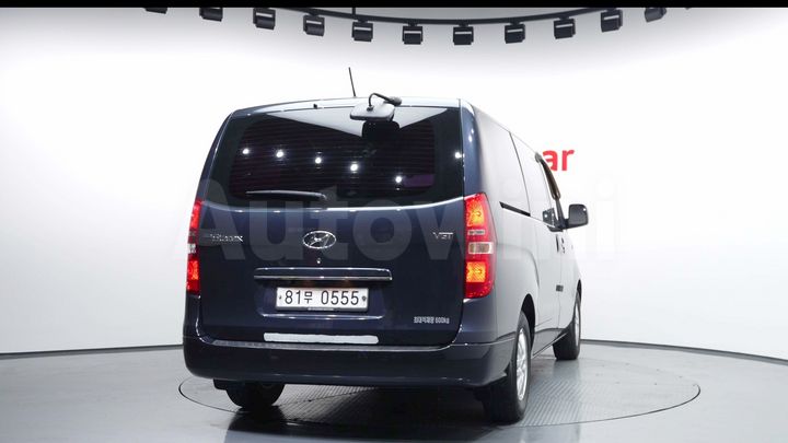 Hyundai Starex 2018 — 3
