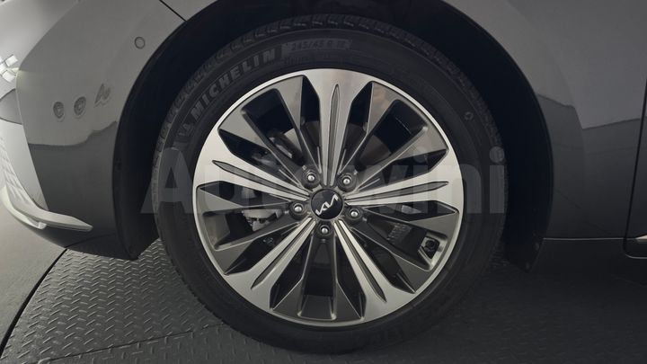 Kia K8 2023 — 4