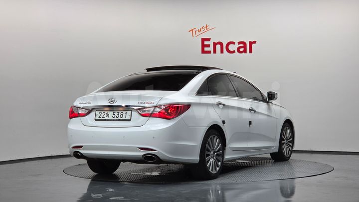 Hyundai Sonata 2012 — 2