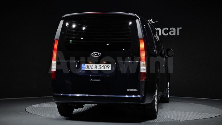 Hyundai Staria 2022 — 4