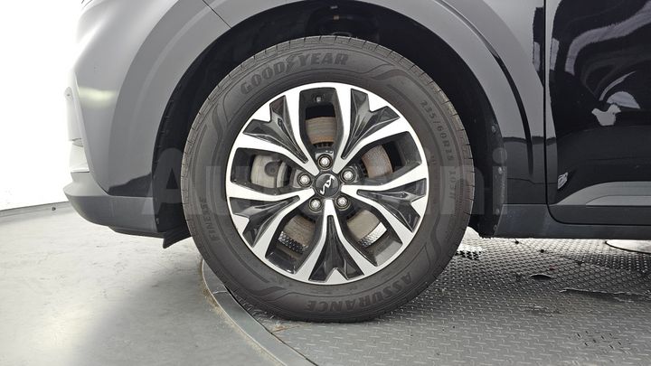 Kia Carnival 2022 — 5