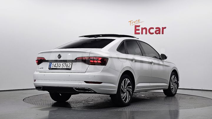 Volkswagen Jetta 2020 — 2