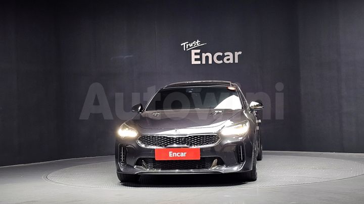 Kia Stinger 2018 — 3
