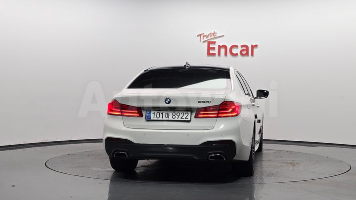 BMW 5 Series 2019 — 3