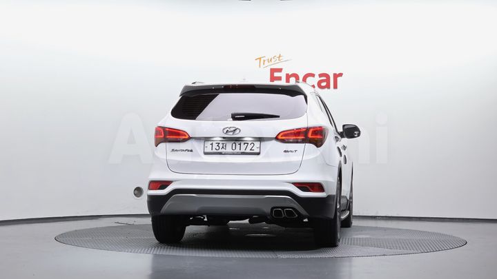 Hyundai SantaFe 2017 — 4