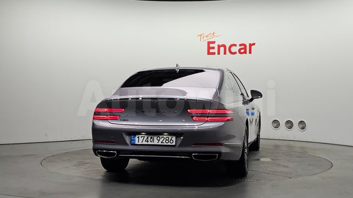 Genesis G80 2022 — 4