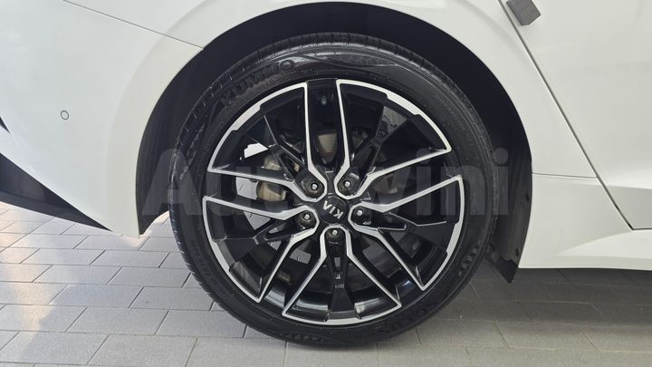 Kia K5 2020 — 5