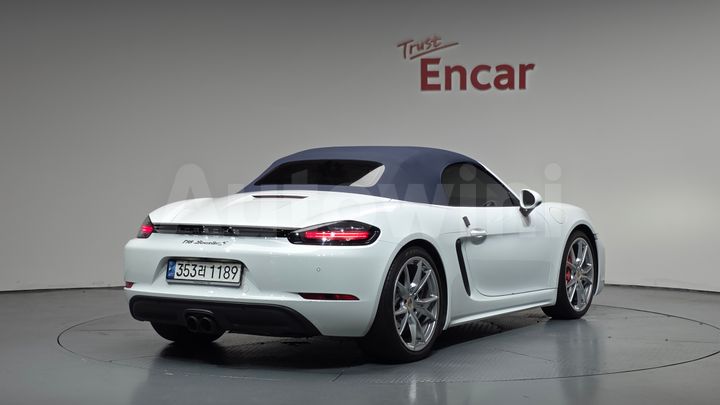 Porsche 718