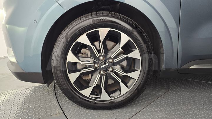 Kia Carnival 2023 — 5