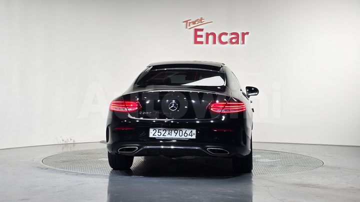Mercedes-Benz C Class 2020 — 4