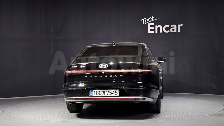 Hyundai Grandeur 2025 — 4