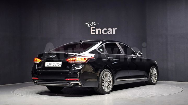 Genesis G80 2017 — 2
