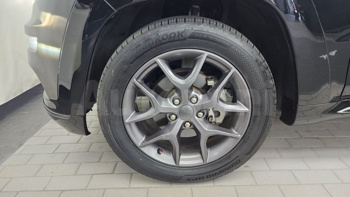 Jeep Cherokee 2020 — 5