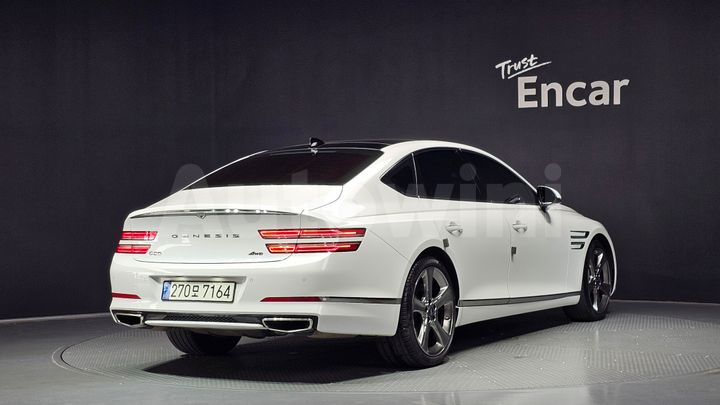 Genesis G80 2022 — 2