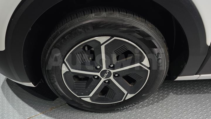 Kia Niro 2024 — 5