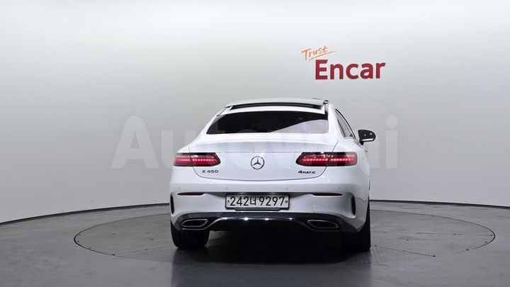 Mercedes Benz E Class 2021 — 4