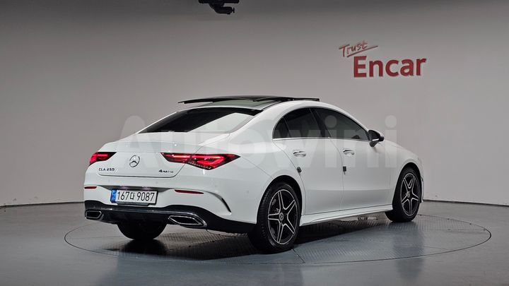 Mercedes Benz CLA Class