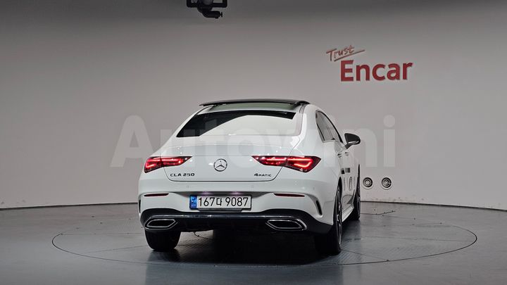 Mercedes Benz CLA Class 2023 — 3