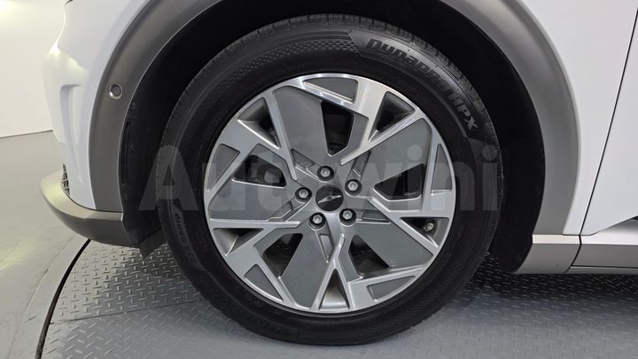 Genesis GV60 2023 — 5