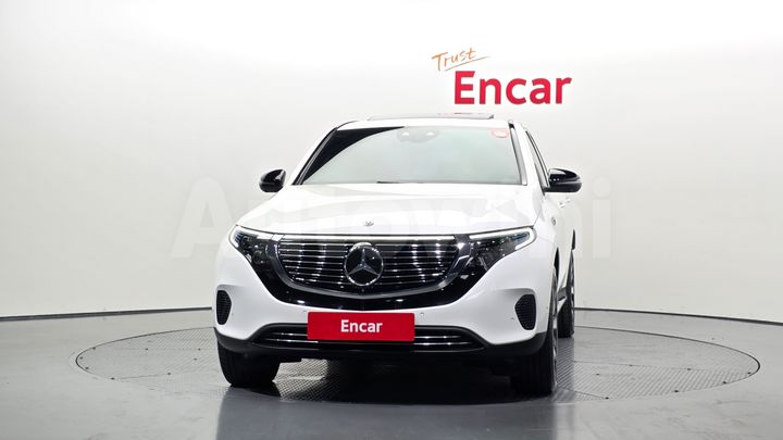 Mercedes-Benz EQC 2020 — 3