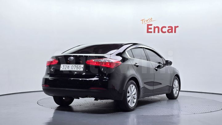 Kia K3 2015 — 2