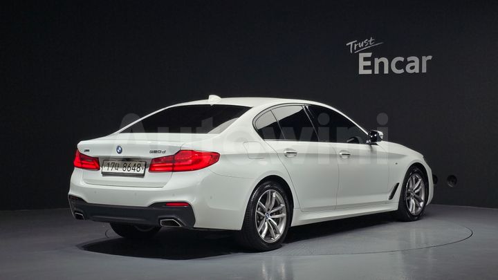 BMW 5 Series 2017 — 2