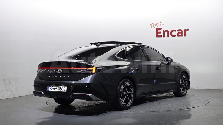 Hyundai Sonata 2024 — 2