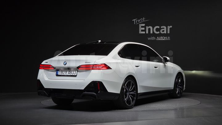 BMW 5 Series 2024 — 2