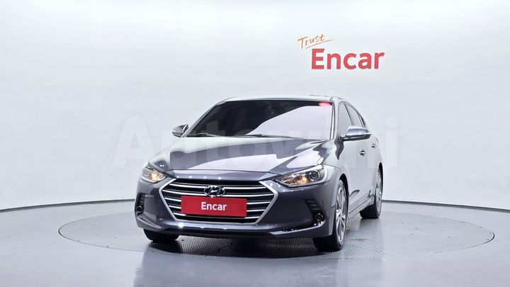 Hyundai Avante 2018 — 3