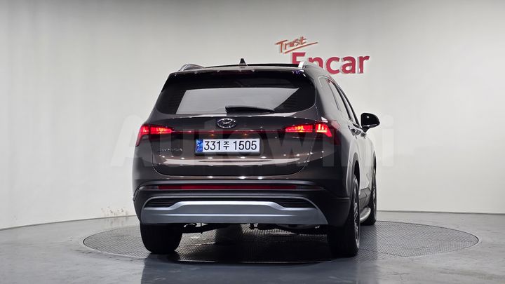 Hyundai SantaFe 2021 — 3