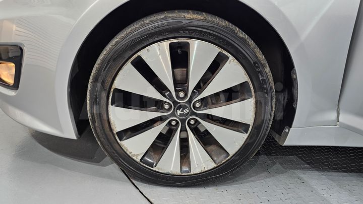 Kia K5 2011 — 5