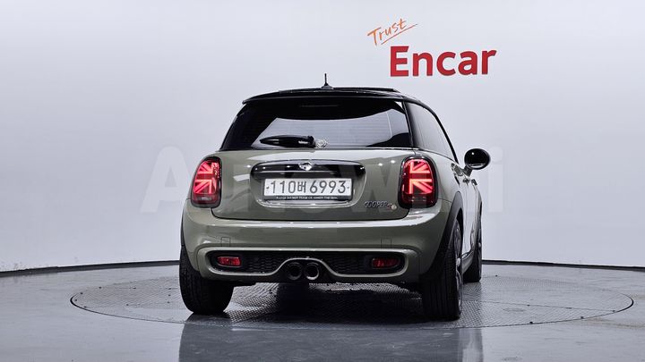 Mini Cooper 2019 — 4