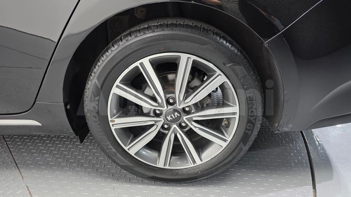 Kia K5 2019 — 5