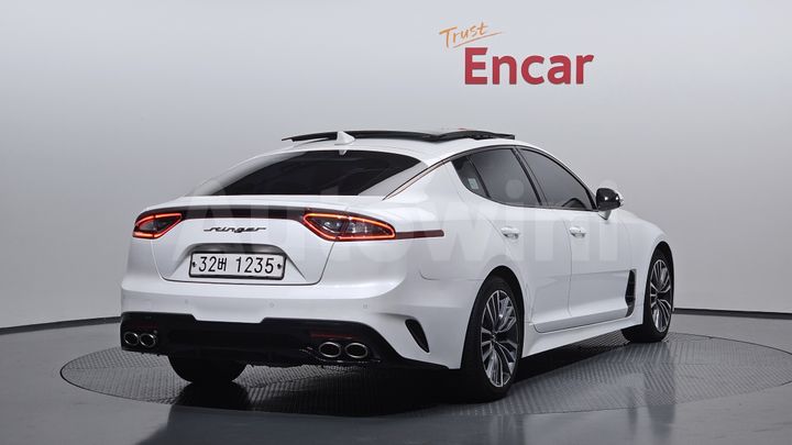 Kia Stinger 2018 — 2