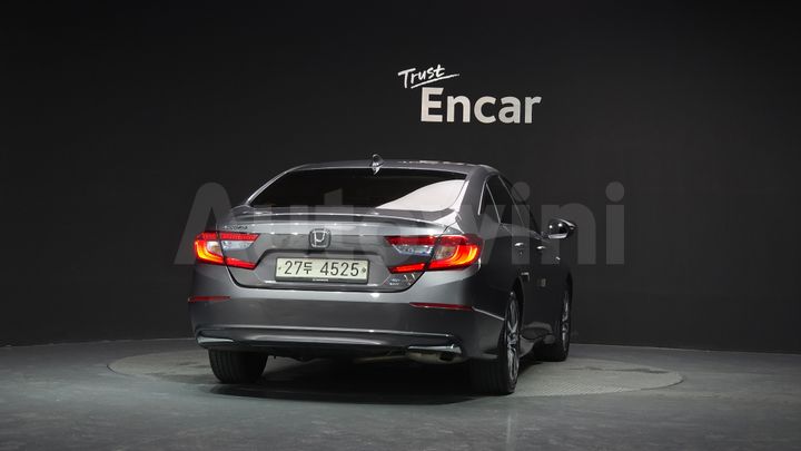 Honda Accord 2018 — 4