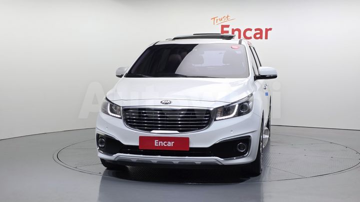 Kia Carnival 2015 — 3
