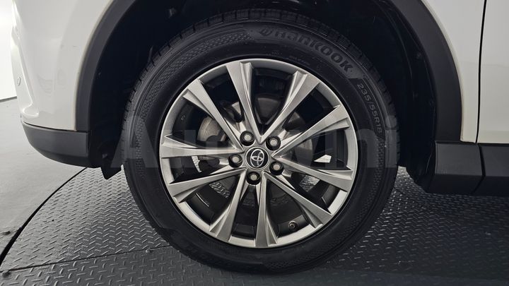 Toyota RAV4 2018 — 4