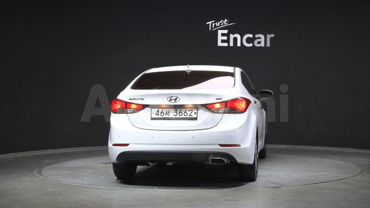 Hyundai Avante 2016 — 4