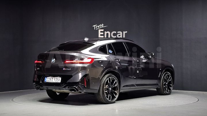 BMW X4 2024 — 2