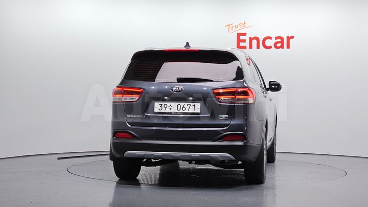 Kia Sorento 2016 — 4